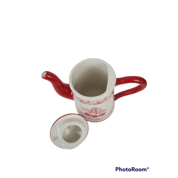 Red and white Cherry teapot Young's Heartfelt Creation 5 x 8 - Picture 5 of 5